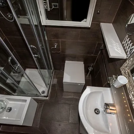 Monolocale Al Vittoriale Con Piscina Daire *