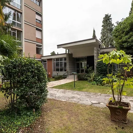 Monolocale Al Vittoriale Con Piscina * Gardone Riviera